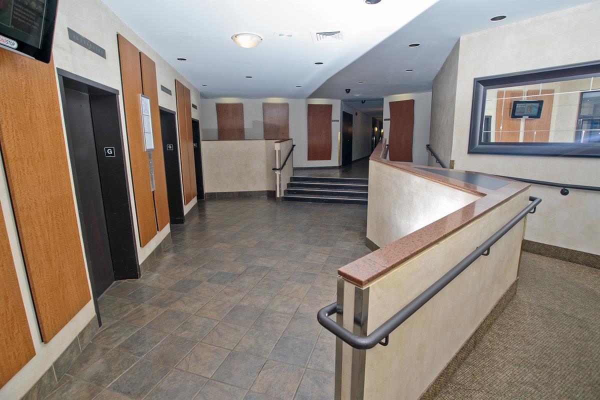Meadowbrook Place